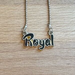 Kids/Tween Gold & Black "Royal" Pendant Necklace 17 inches